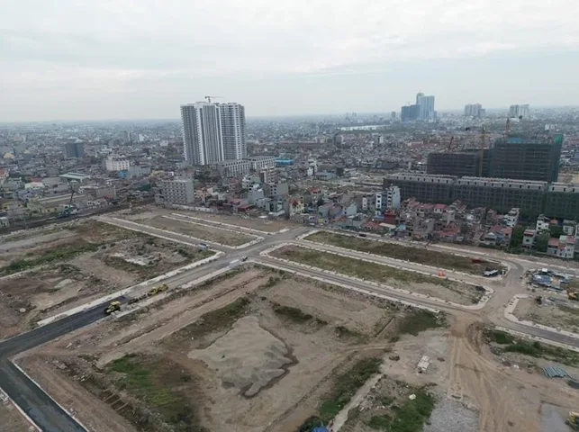 BÁN ĐẤT TĐC 226 LÊ LAI – NGÔ QUYỀN – HẢI PHÒNG  ĐỐI DIỆN VƯỜN HOA – HƯỚNG NAM – VỊ TRÍ ĐẸP