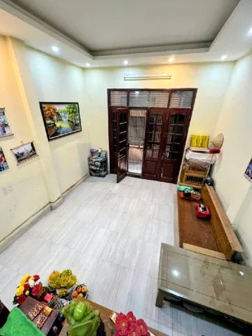 Tổ ấm vượng khí tại Cự Lộc – Nhà dân xây tâm huyết – 40m2 x 5 tầng – Vị trí vàng vài bước ra Royal City