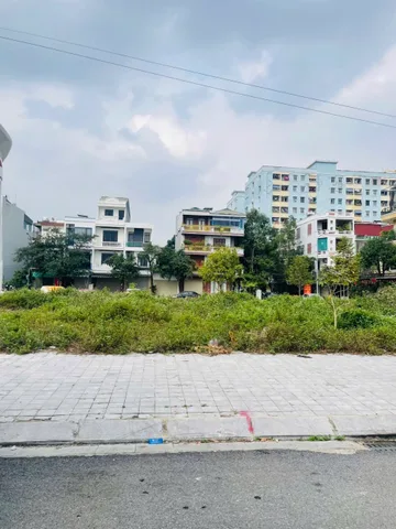 ĐẤT LÔ NƠ 12 MBQH 776 VƯỜN BIA PHÚ SƠN