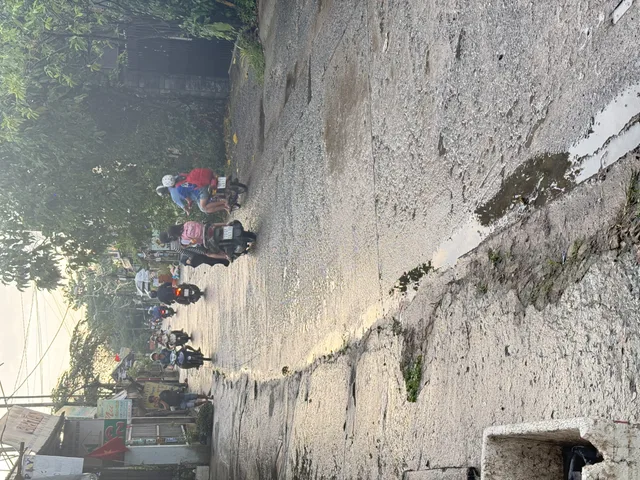 Nhà mặt tiền ngay chợ trường học tiện kinh doanh buôn bán đa nghành nghề