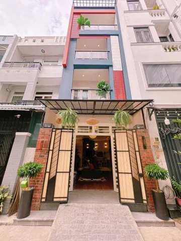 Nhà Đẹp Gò Vấp Hẻm Xe Hơi Ngủ Trong Nhà
Khu Víp Phân Lô Cao Tầng - Vị Trí Đẹp
40m2