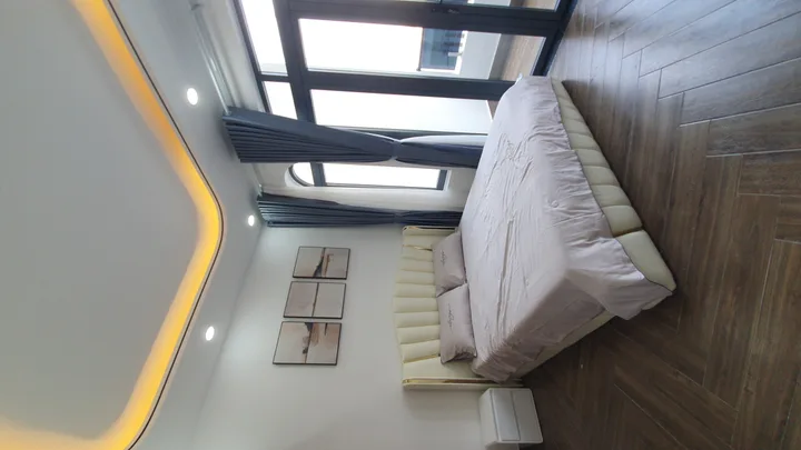 Nhà đẹp 5 tầng,tặng full nội thất cao cấp,thang máy xịn,8t9
