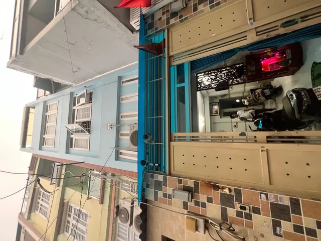 NI SƯ HUỲNH LIÊN - SÁT QUẬN 10 NHỈNH 5 TỶ  - Ô TÔ ĐẬU SÁT NHÀ - 30M2 - 5 TẦNG SÂN THƯỢNG