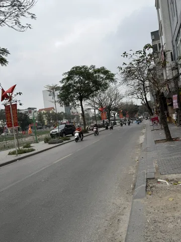 BÁN NHÀ MẶT NGÕ ĐƯỜNG KIM GIANG. 58M2 - 4 TẦNG. KINH DOANH.