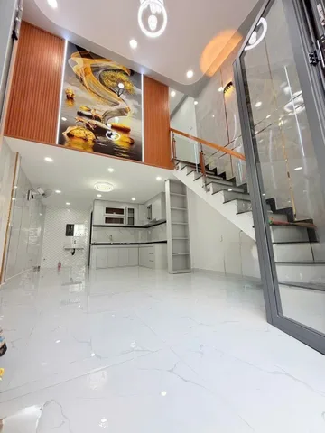 🏡 NHÀ GIÁP METRO Q.12 – CÁCH GÒ VẤP 5 PHÚT
🚗 Ô TÔ ĐỖ CỬA – GIÁ CHỈ 3 TỶ