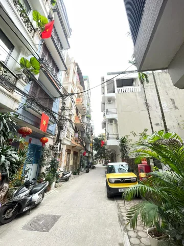 Bán nhà Xã Đàn 40m, Phân Lô, OTO Tránh, Vỉa Hè- Kinh Doanh, Giá 19,8Tỷ( Zalo: 0886789322)