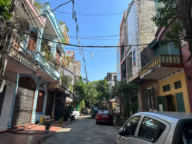 Chính chủ bán đất tặng nhà phố cổ