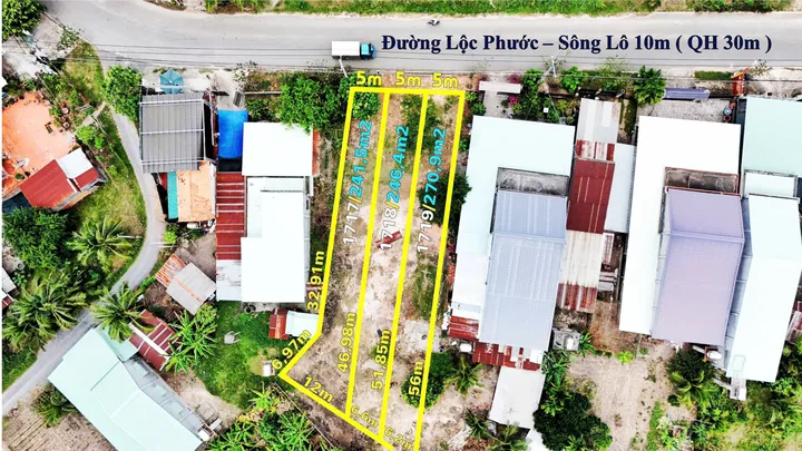 Chính chủ cần bán 2 lô đất mặt tiền Lộc Phước- Sông Lô. Gía: 1 tỷ 350 TL