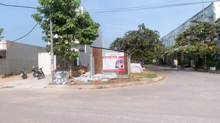CG: Nền GÓC đường A7 & C4 KDC Phú An, P. Hưng Phú, TP Cần Thơ