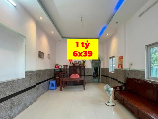 Cần bán nhà P.An Tịnh, Tx. Trảng Bàng (ngang 6m dài 39m) giá 1 Tỷ thương lượng chính chủ. Gọi: 0772507203