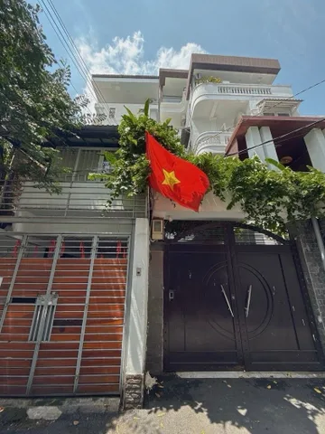 Bán nhà 5 tầng hồ văn huê, sổ hồng riêng, gần sân bay
