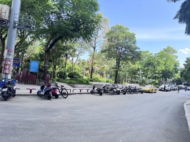 Bán nhà Phố Trần Quang Diệu, 62m 7 Tầng thang máy, View vườn hoa 1/6.