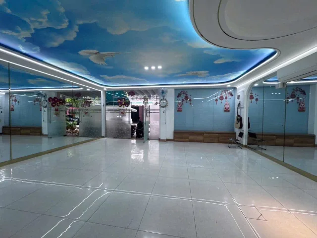 bán tầng trệt chung cư sơn kỳ thang bộ đường bình long giao đường Cc2 quận tân phú