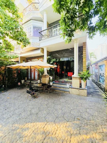 BIỆT THỰ ĐẲNG CẤP QUẬN 2 – 309M² – SÂN ĐẬU 2 Ô TÔ
🚨 CHỦ VỀ QUÊ GIẢM TỪ 29 TỶ CÒN 27 TỶ – BÁN NHANH