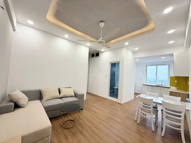 Cần Bán Gấp Chung Cư Cây Mai Quận 11 - 50m², 2PN - Sổ Hồng Riêng - Giá Chỉ 2.8 Tỷ - Vào Ở Ngay