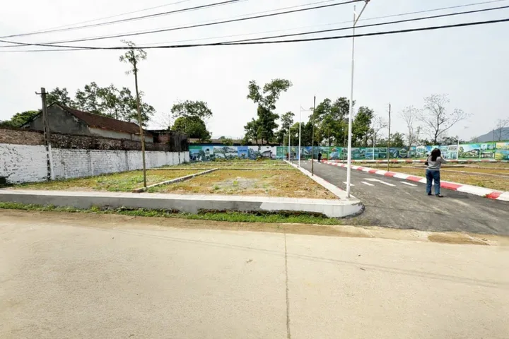 Chính chủ bán nhanh lô đất 83m2 Chương Mỹ Full thổ cư gần bến xe Yên Nghĩa