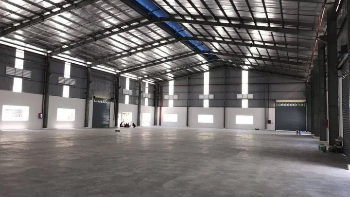 CHO THUÊ NHÀ XƯỞNG SẢN XUẤT CHẾ TẠO CÔNG NGHỆ CAO. KCN ĐẤT ĐỎ 1