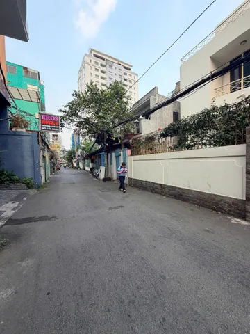 Bán CHDV Hẻm 210/5 Cách Mạng Tháng Tám Quận 3