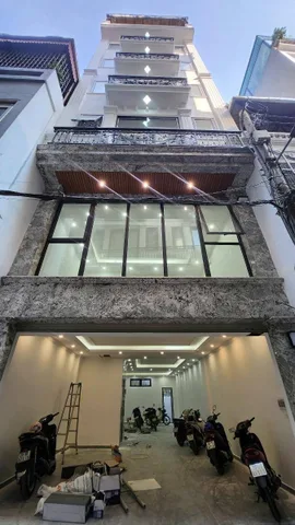 TÒA NHÀ ĐƯỜNG 800A CẦU GIẤY. 9 TẦNG. THANG MÁY. GARA Ô TÔ.