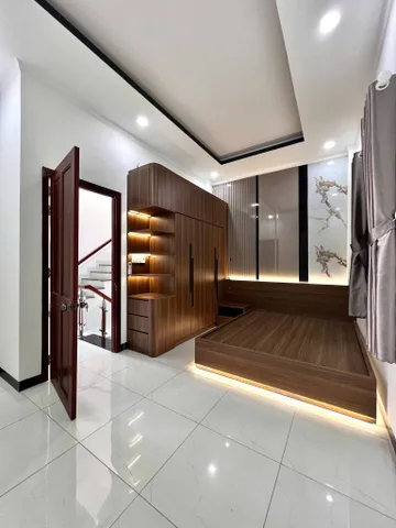 🏡Giá 3 tỷ 680 triệu🏡 Bán nhà 1 trệt 2 lầu hoàn công trục chính hẻm 388z, giáp khu đô thị mới Đại Ngân, P Tân An, Tp Cần Thơ. 
📞Sđt (zalo) 0793973136 Phát (để xem và thương lượng trực tiếp chủ nhà)
✅Diện tích: 5m x 10,2m Dtsd 150m2
✅Pháp lý: Thổ cư Hoàn