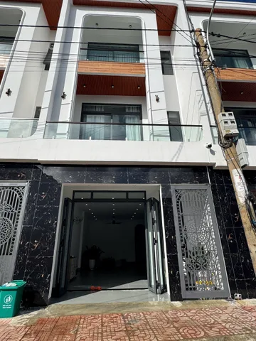 Bán nhà 77.5m² full thổ cư ngang 5m giá 4.5 tỷ tại Phường Ea Kao