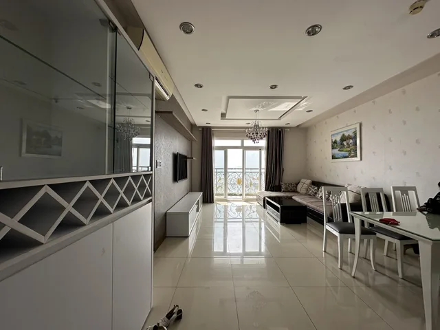 Bán Gấp Căn Hộ The Flemington Quận 11 - 116m², 3PN - Nhà Đẹp - Sổ Hồng Riêng - Giá Tốt 8.9 Tỷ