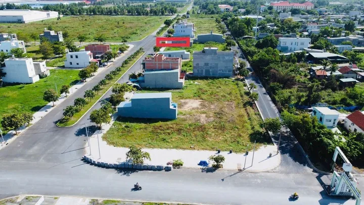 Bán đất thổ cư mặt tiền đường chính KDC An Hạ xã Phạm Văn Hai huyện Bình Chánh TPHCM, DT: 5x20m.