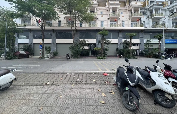 Cho Thuê Mặt Bằng KD Geleximco Lê Trọng Tấn - Hà Đông 400M² - Kinh Doanh Đỉnh - Giá Thuê 200tr