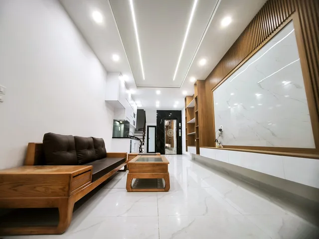 BÁN NHÀ] 5 TẦNG, #LÊ TRỌNG TẤN, HÀ ĐÔNG.... Ô TÔ VÀO NHÀ .TẶNG FULL NỘI THẤT, THANG MÁY XỊN XÒ HƯỞNG CHỌN TIỆN ÍCH PACK CITY. 35m², 11,99 tỷ (có TL mạnh )🔥🔥