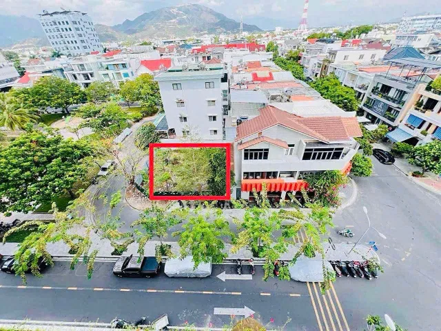 Bán lô góc đẹp đối diện công viên - view hồ - biệt thự KĐT Vĩnh Điềm Trung Nha Trang