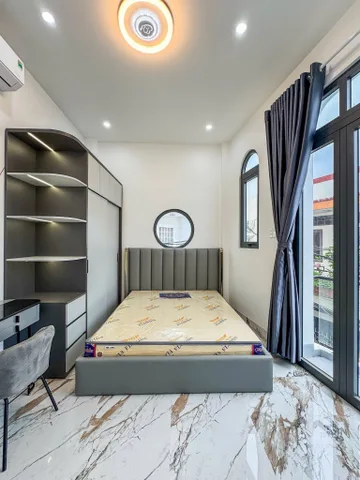 🏡 NHÀ GÓC 2 MẶT TIỀN – 1 TRỆT 1 LẦU – HẺM NHÁNH 54 HÙNG VƯƠNG
 • Hẻm thông: 3m, cách hẻm 54 Hùng Vương chỉ 50m
 • Diện tích đất: 4,97m x 7,74m = 41,1m²
 • Diện tích sử dụng: 82m²
 • Pháp lý: Thổ cư, hoàn công đầy đủ
 • Hướng: Đông Bắc – Tây Bắc
 • K