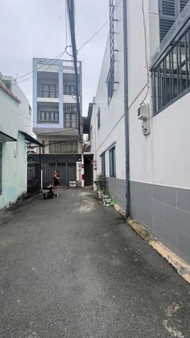 BÁN ĐẤT HẺM XE HƠI - 66M2 - SÁT NHÀ GA T3 - NHỈNH 6 TỶ