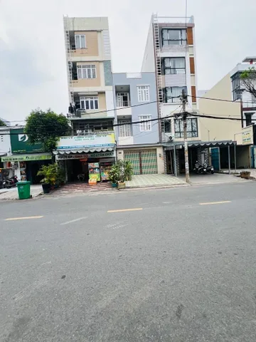 Bán nhà 90m² full thổ cư ngang 5m giá 12.9 tỷ tại Phường Tân Tạo