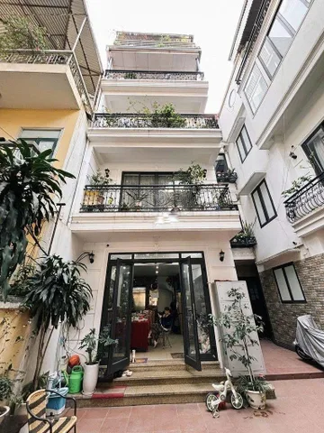 Cho Thuê Nhà Nguyên Căn 50M² 5 Tầng Thang Máy - Phố Trần Quốc Toản - Hoàn Kiếm ( Khu Biệt Thự Cổ Pháp) - Giá Thuê 40tr