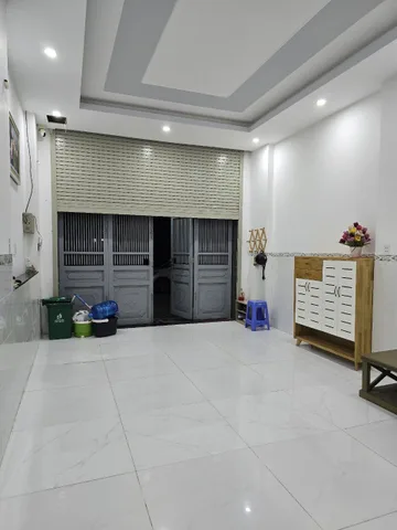 Bán nhà 1 trệt 3 lầu khu đô thị Chí Linh, gần Vũng Tàu Center Point
