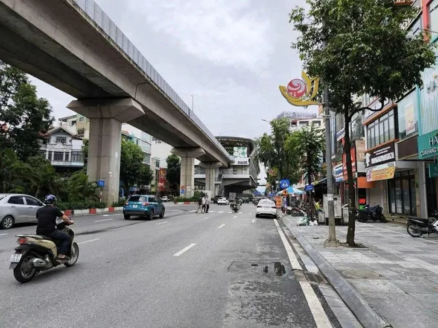 Hiếm nhà mặt phố Quang Trung, 120m2, mặt tiền rộng 4m, nhà đầu phố, kinh doanh sầm uất, giá 41 tỷ