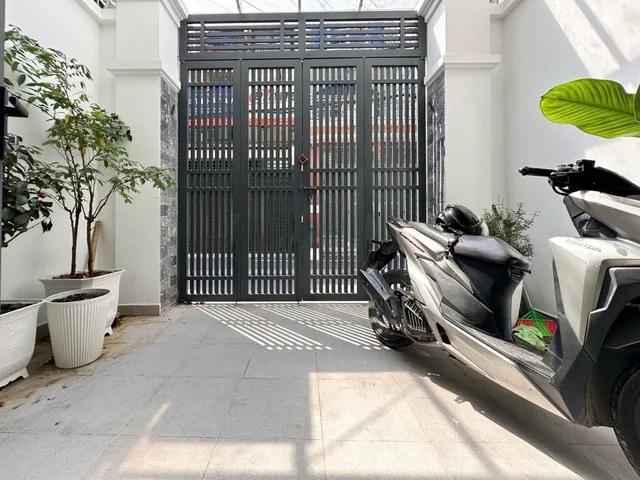 GẦN HẺM 622 CỘNG HÒA - 4 TẦNG - HXT THÔNG - NGAY NHÀ GA T3 KHU VỰC HIẾM NHÀ BÁN - 52M2 - NHỈNH 10 TỶ