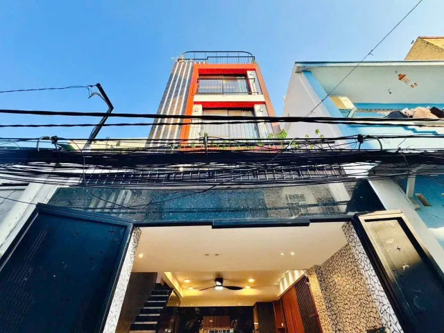 Bán gấp nhà riêng tại Phan Đăng Lưu, Phường 7, Phú Nhuận, 60m2, 2 tỷ 900, SHR pháp lí chuẩn