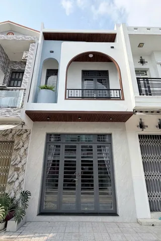 🏠 BÁN NHÀ 1 TRỆT 1 LẦU HIỆN ĐẠI – MẶT TIỀN HÀ HUY TẬP (KDC XẺO TRÔM)