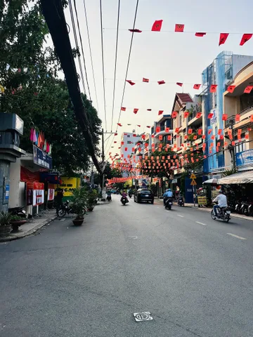Hiếm có trong Nội đô TP HCM. Bán Nhà 3 Mặt Tiền Đường Trần Quang Cơ Tân Phú – 163m² (7x22) – 4 Tầng – Mặt Bằng Kinh Doanh – 22 Tỷ