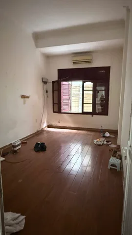 Cho thuê nhà Khương Thượng-Đống Đa
Dt 30mx4tầng -10,5tr/1tháng