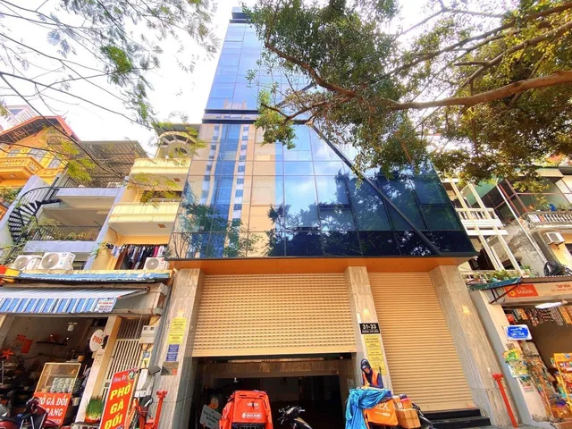 BÁN TÒA NHÀ MẶT PHỐ PHÙNG CHÍ KIÊN. 260M2 - 8 TẦNG. MT 11M. THÔNG SÀN. THANG MÁY.