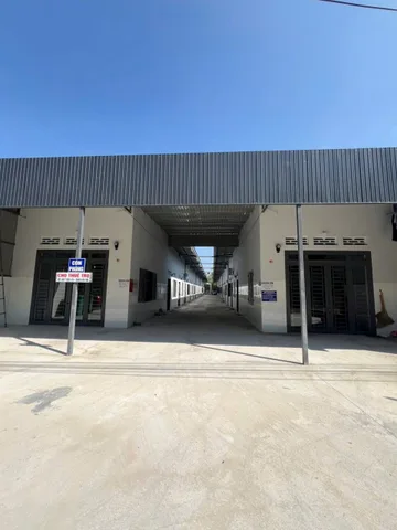 Chỉ 780 TRIỆU sở hữu ngay 2 kiot và 10 phòng sát bên KCN BECAMEX và Đường quốc lộ 13z