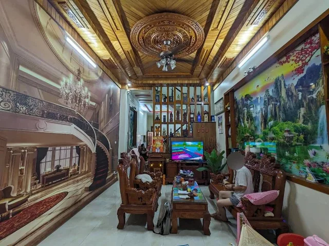 BÁN NHANH  NHÀ 4 TẦNG BTCT .DT: 105M2 .2 MẶT TIỀN HẺM XE HƠI. LINH XUÂN THỦ ĐỨC.