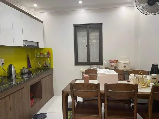 Cho Thuê Nhà Đa Sỹ - Kiến Hưng - Hà Đông/ 35M² 4 Tầng 3 Ngủ - Nội Thất full - Giá Thuê 11tr