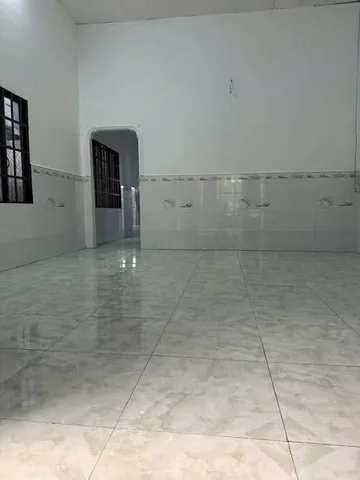 Bán nhà riêng tại Lái Thiêu, 3,7 tỷ, 106m2, 2PN, 5m mặt tiền, 4m ngõ