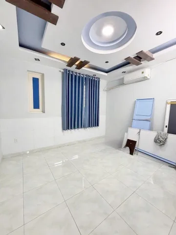 BÁN NHÀ LÊ VĂN QUỚI BÌNH TÂN 45M2 3 TẦNG 4PN 5.8 TỶ HẺM XE HƠI DÂN TRÍ CAO