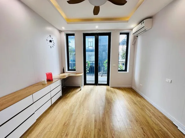 Bán nhà Hoàng Hoa Thám, nhà Đẹp, 2 mặt thoáng vĩnh viễn