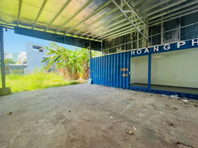 Cho thuê kho xưởng mặt tiền đường Tôn Đản, MT rộng 10m. Vị trí kinh doanh sầm uất