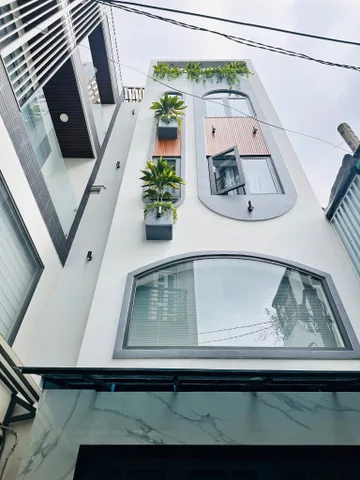 Chị Thu bán nhà tại Lê Văn Sỹ, Phường 1, Quận Phú Nhuận, DT 56m2, giá 2 tỷ 900, dòng tiền: 22 triệu/tháng, SHR chính chủ - hoàn công đủ.